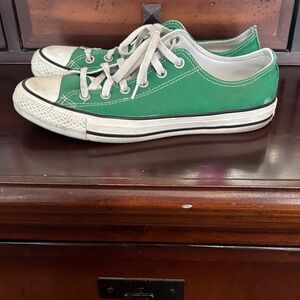 Classic Green Canvas Men's Sneakers